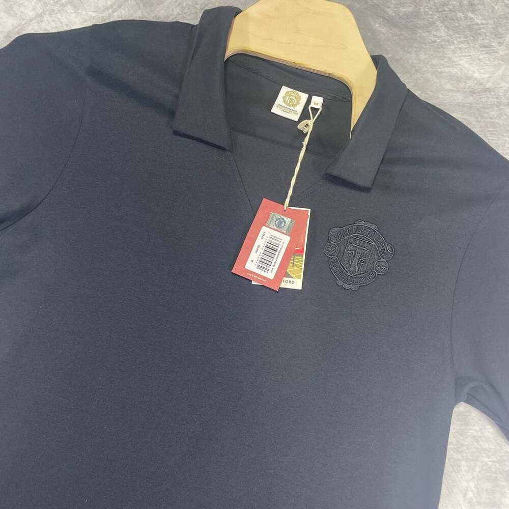 Manchester United Official Retro Product Size M Black Polo Shirt NWT